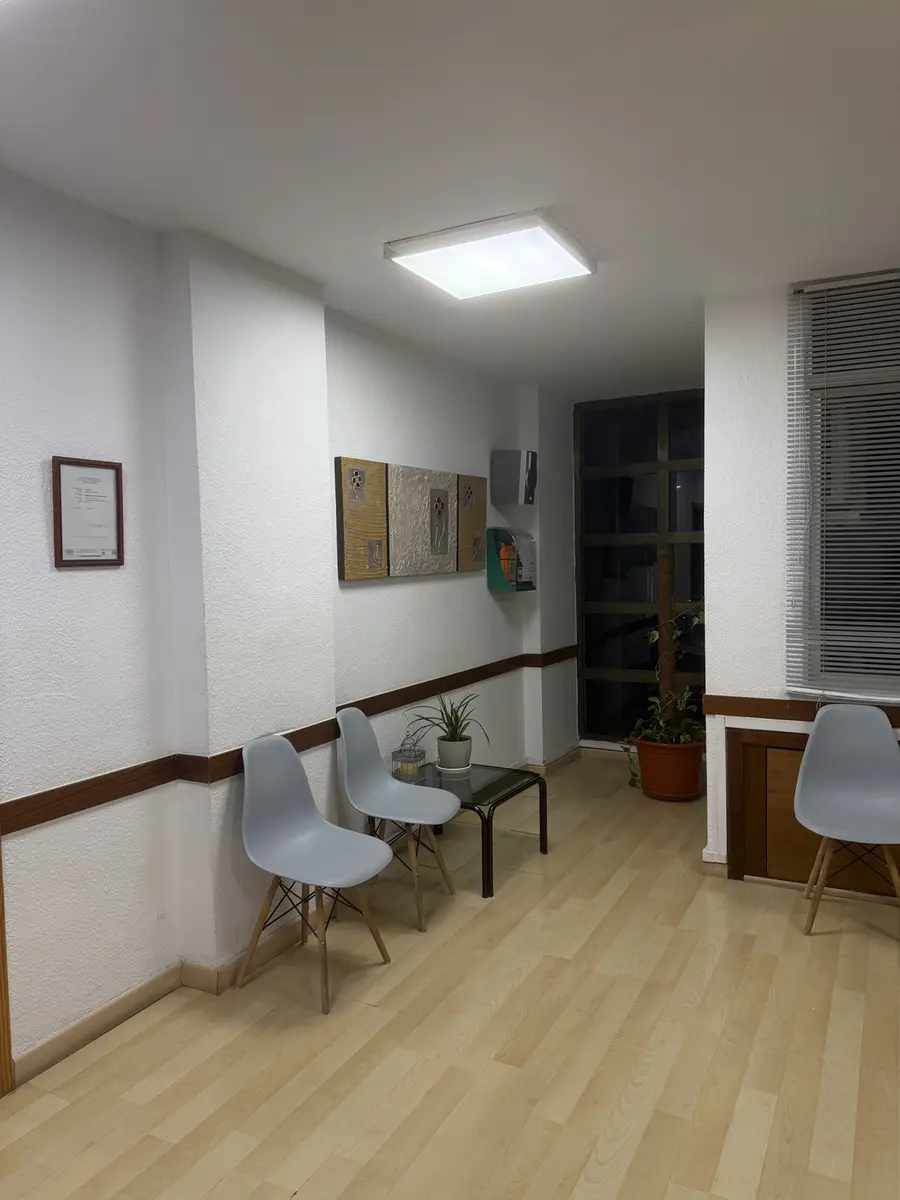 Sala de espera del Centro Radiológico Conquistadores